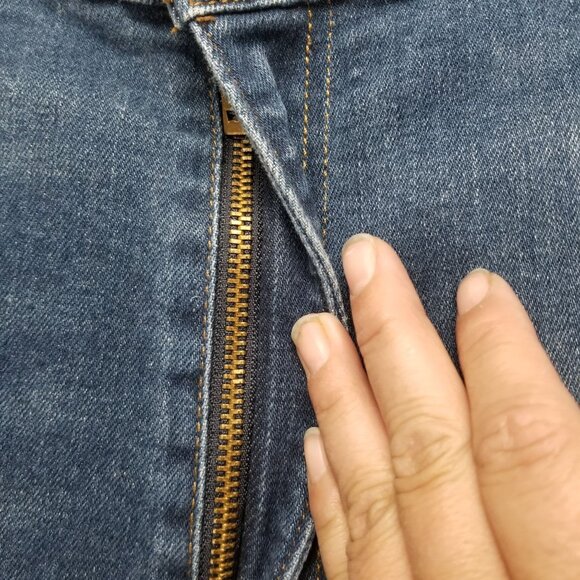 Levis Jeans Mens 42x30 Blue 541 Stretch Athletic Fit Taper Denim - Picture 3 of 14